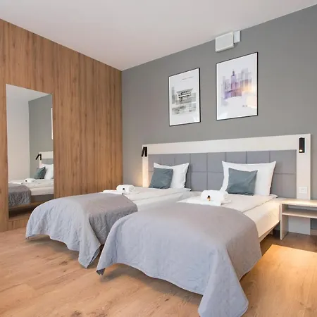 מלון דירות Break Wolska 3*