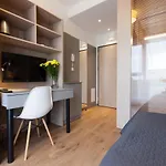 Hotel apartamentowy Break Wolska 3*