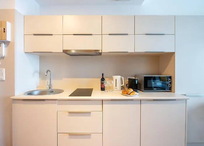 Break Wolska Apart-hotel 3*