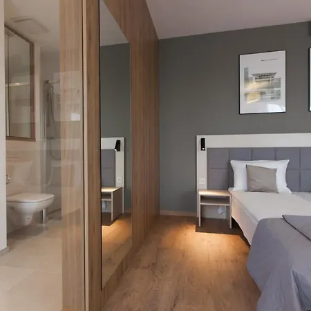 Break Wolska アパートホテル ワルシャワ