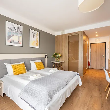 アパートホテル Break Wolska 3*